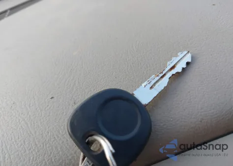 2005 Chevrolet Silverado 2500Hd Lt from USA, damaged, VIN 1GCHK23265F887405